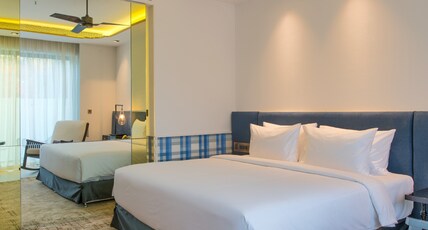 Azaya Beach Resort Room Type - Premier Balcony King Room with Bathtub