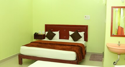 Hotel BRR Room Type - Executive Four bed AC Room