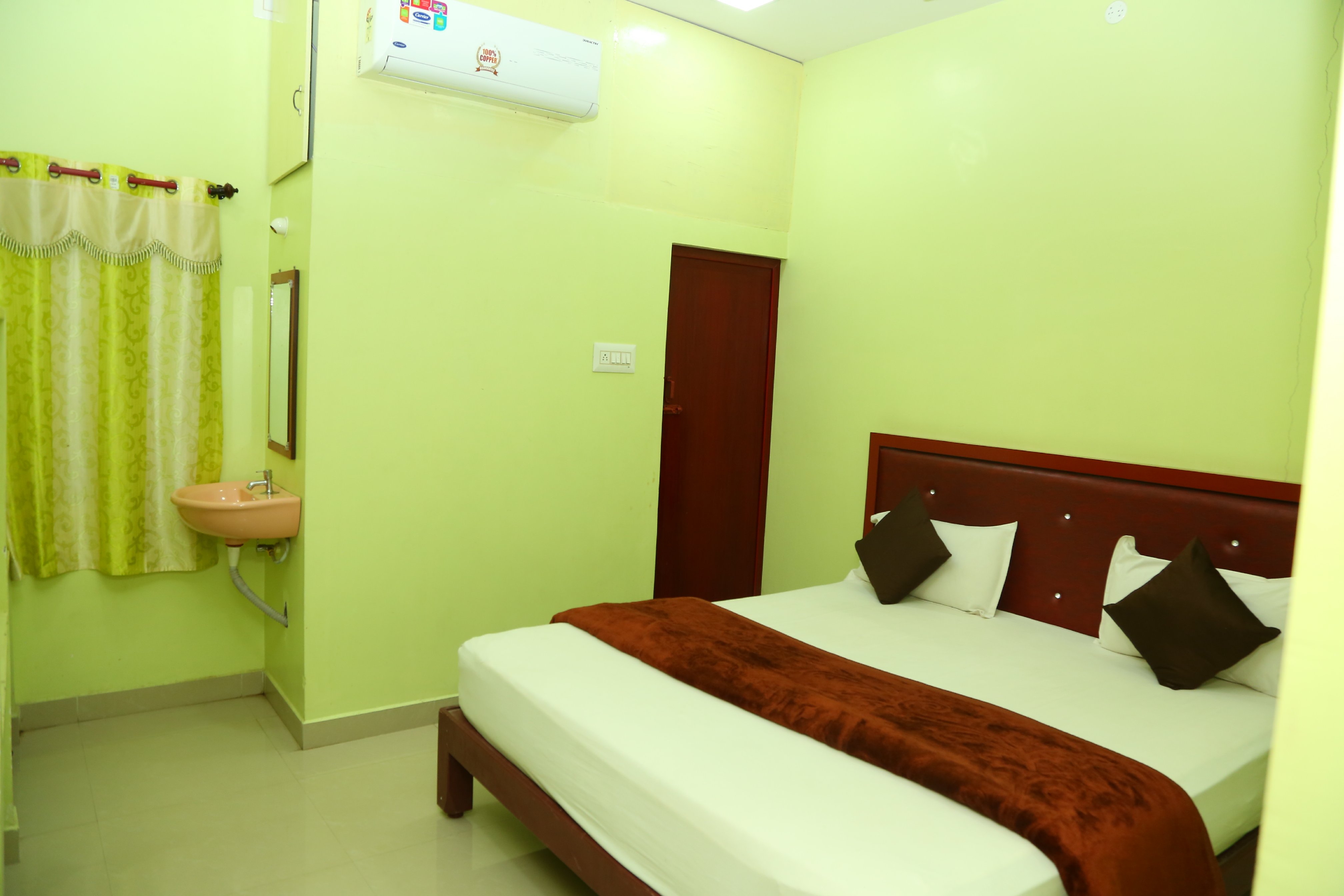 Hotel BRR Room Type - Double Deluxe AC Room
