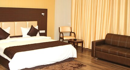 Hotel Lavanya Palace Room Type - Executive AC Suite Room