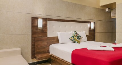 Hotel SSK Grand Room Type - Deluxe AC Room