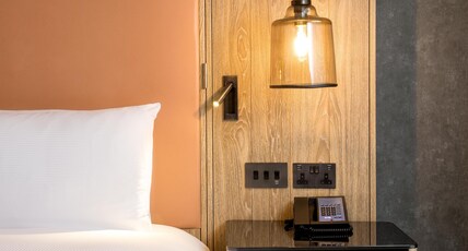 Hilton London Bankside Room Type - KING GUEST ROOM