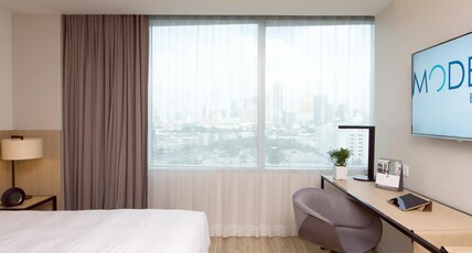 Modena by Fraser Bangkok Room Type - Deluxe King