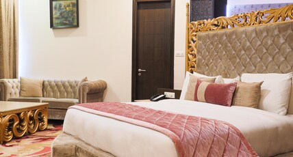 Radisson Chandigarh Zirakpur Room Type - Executive Suite 