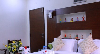 zuri hotel Room Type - Zuri Luxury Comfort Room With WiFi