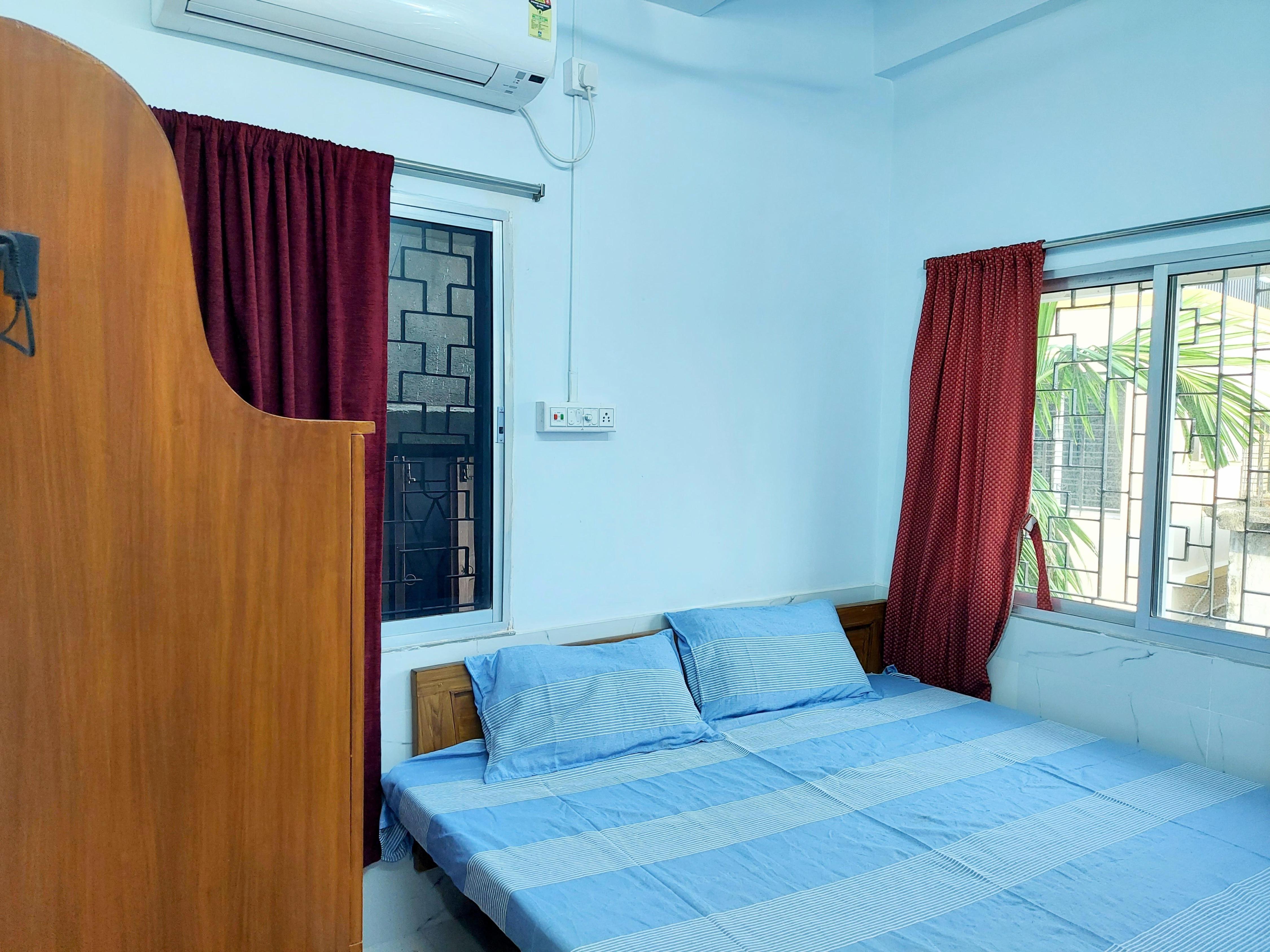 Chaiti Lodge Santiniketan - Tap to explore photos