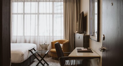 DoubleTree by Hilton Wellington Room Type - KING GUEST ROOM