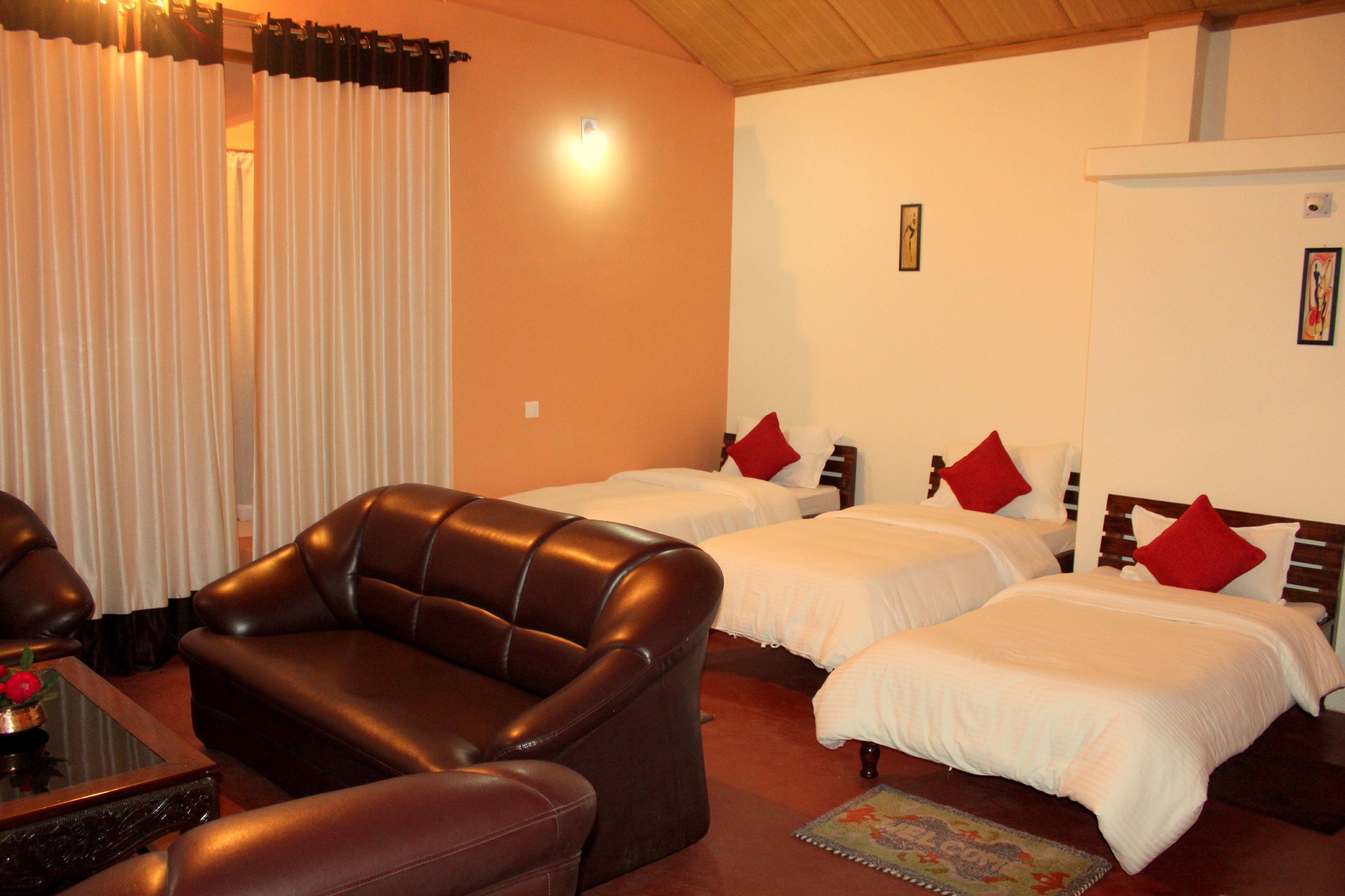Takdah Heritage Bungalow No 10 Room Type - Super Deluxe Room