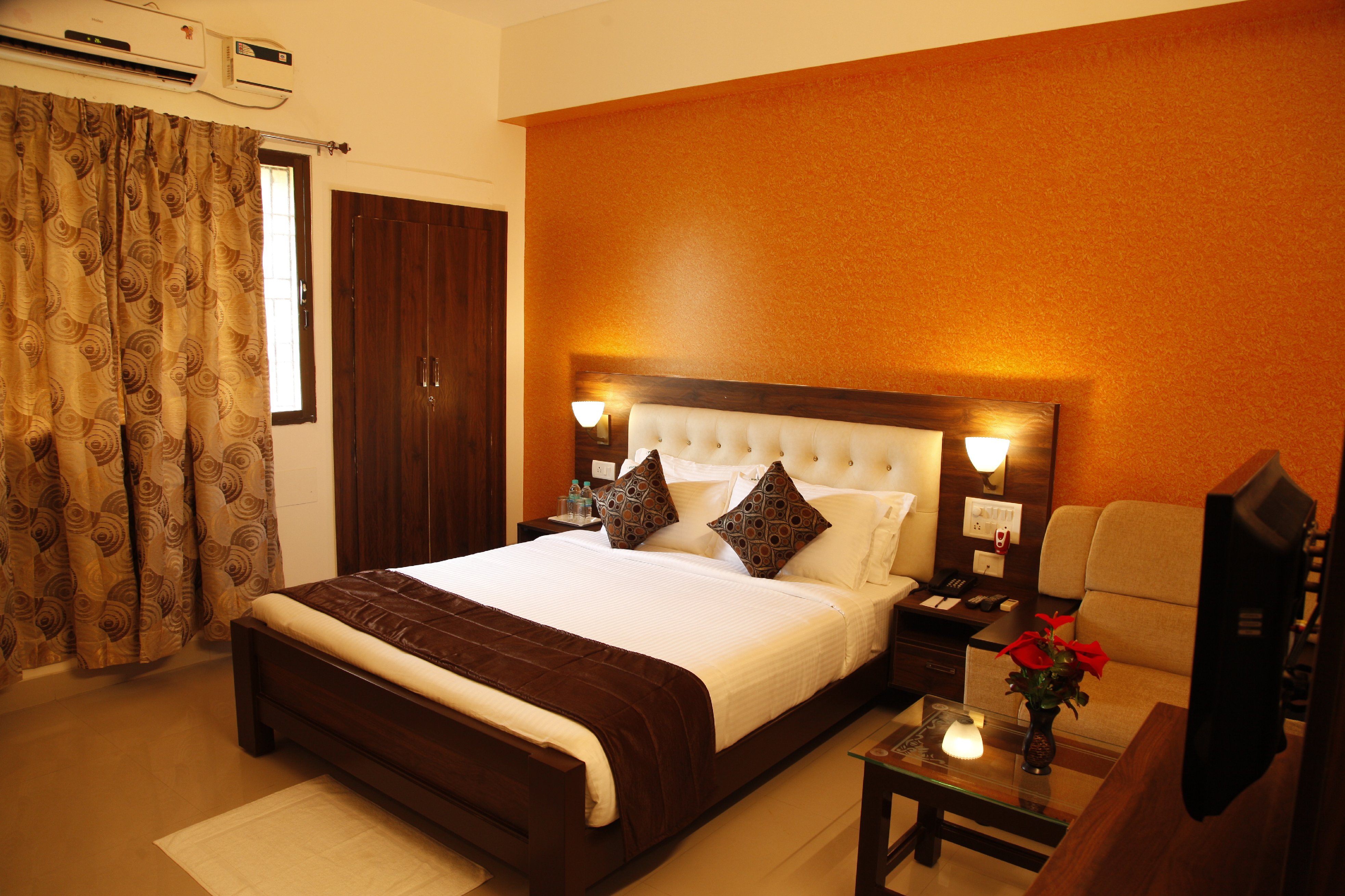 Platinum Arrow Hub Room Type - Standard Double Room