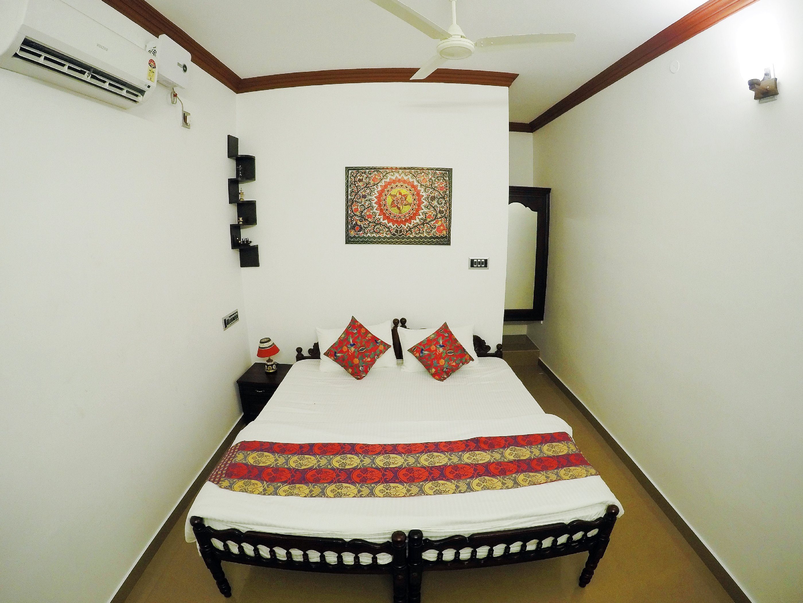Sapphire Club Cherai Beach Villa - Tap to explore photos