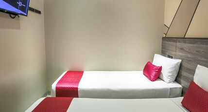 Hotel 81 Orchid Room Type - Standard Twin  Room – No Window