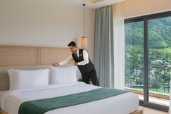 Rosewood Retreat Bhimtal | Lakeview Suites