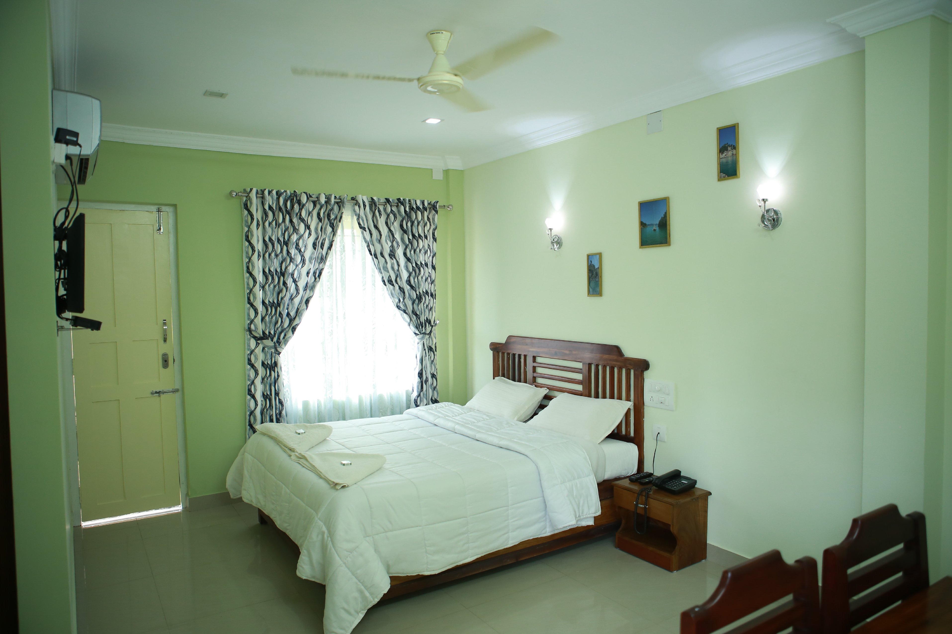 Hotel Anna Residency - Tap to explore photos