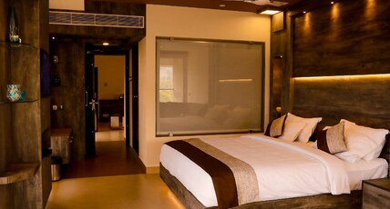 Riverine Suites  Room Type - Family Suite with River view Balcony
