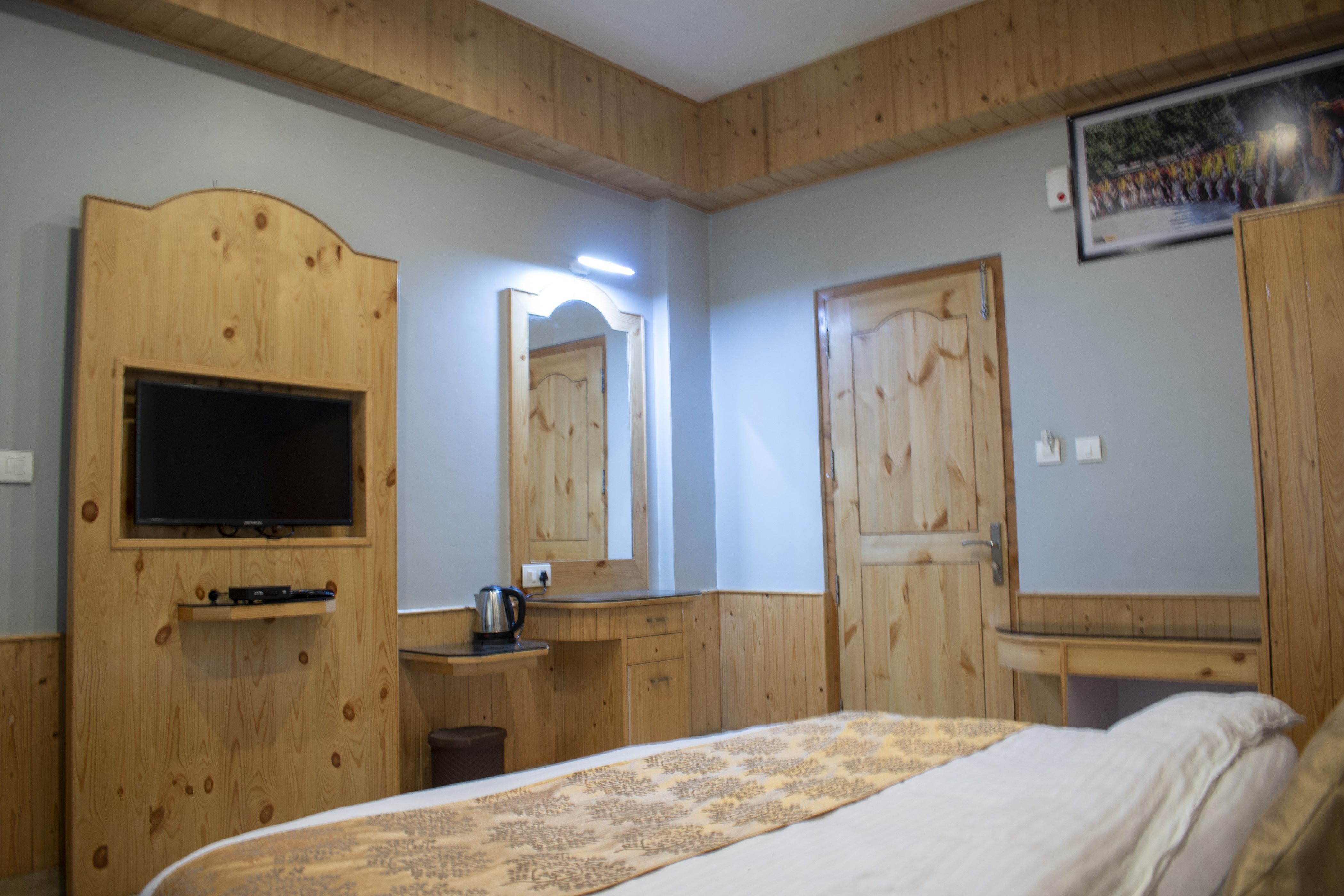 Hotel Bodh International - Tap to explore photos