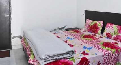 GENIUS GUEST HOUSE Room Type - Non AC