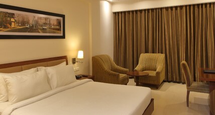 Lemon Tree Hotel, Baddi Room Type - Business Room