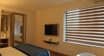 Days Hotel by Wyndham Jaipur Tonk Road Room Type - 1 King Bed, Suite, Non-Smoking Days Hotel by Wyndham Jaipur Tonk Road Room Type - 1 King Bed, Suite, Non-Smoking