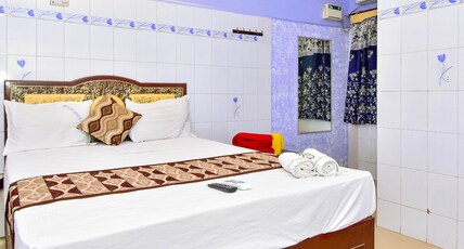 Sri palani andavar lodge Room Type - Non AC Double bed
