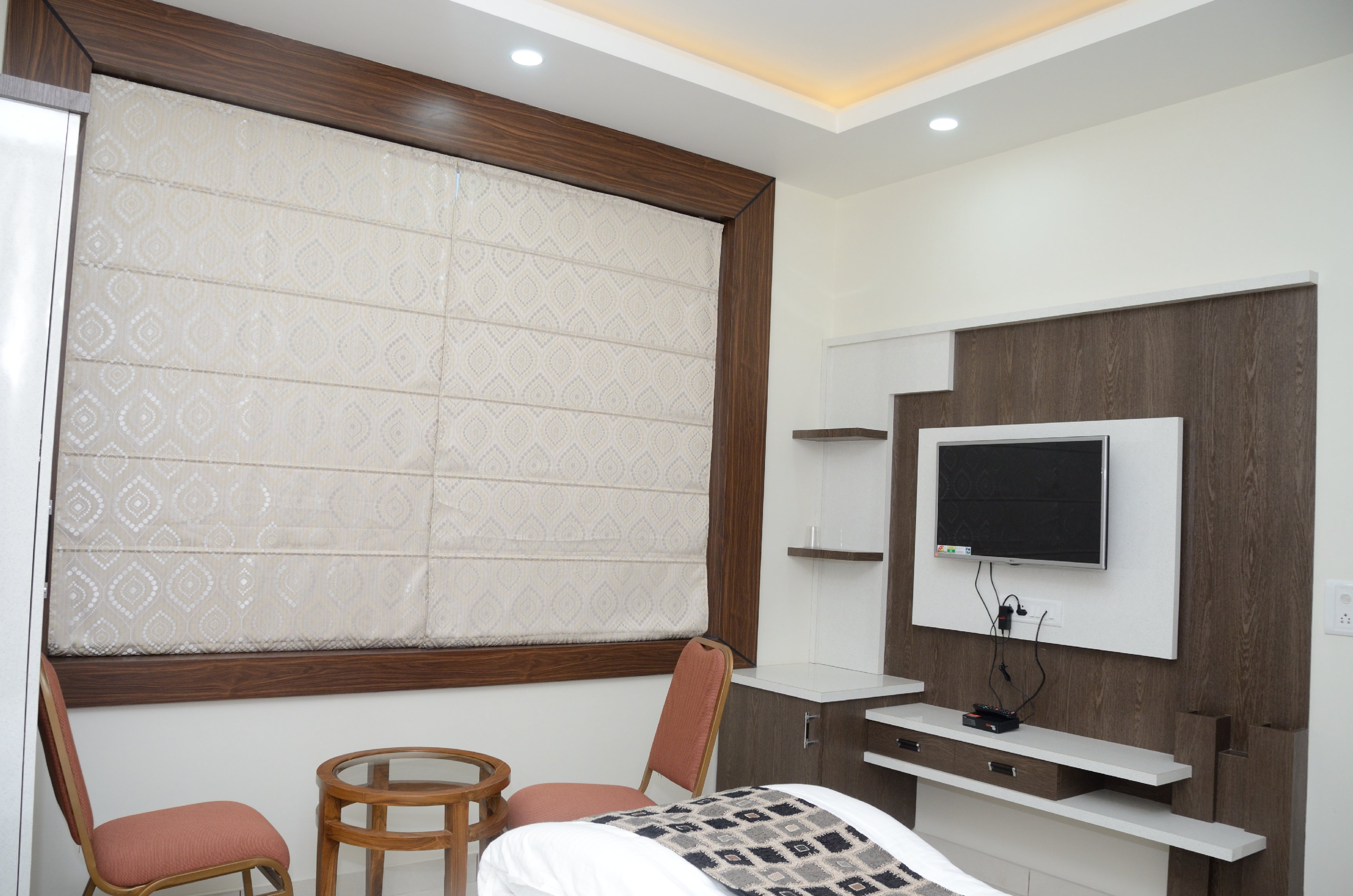 GITANJALI HOTEL Room Type - Deluxe Room