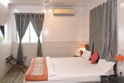 ASIAN INTERNATIONAL HOTEL