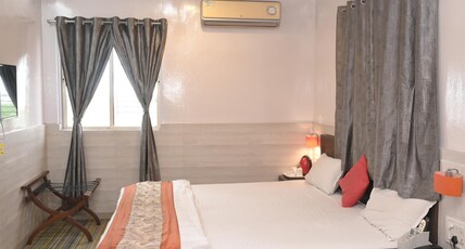 ASIAN INTERNATIONAL HOTEL Room Type - LUXURIOUS EXECUTIVE ROOM