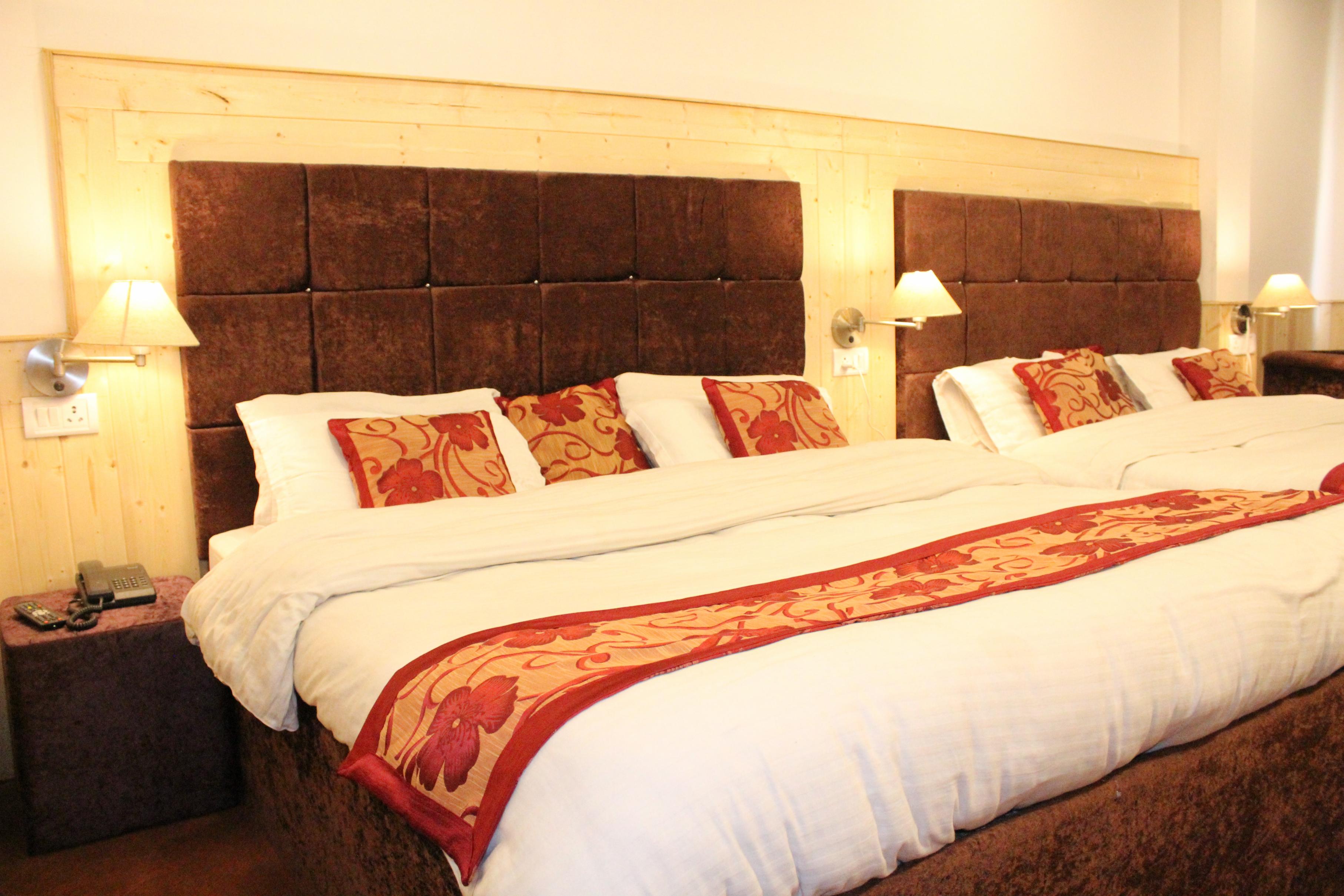 Address of Hotel Parin