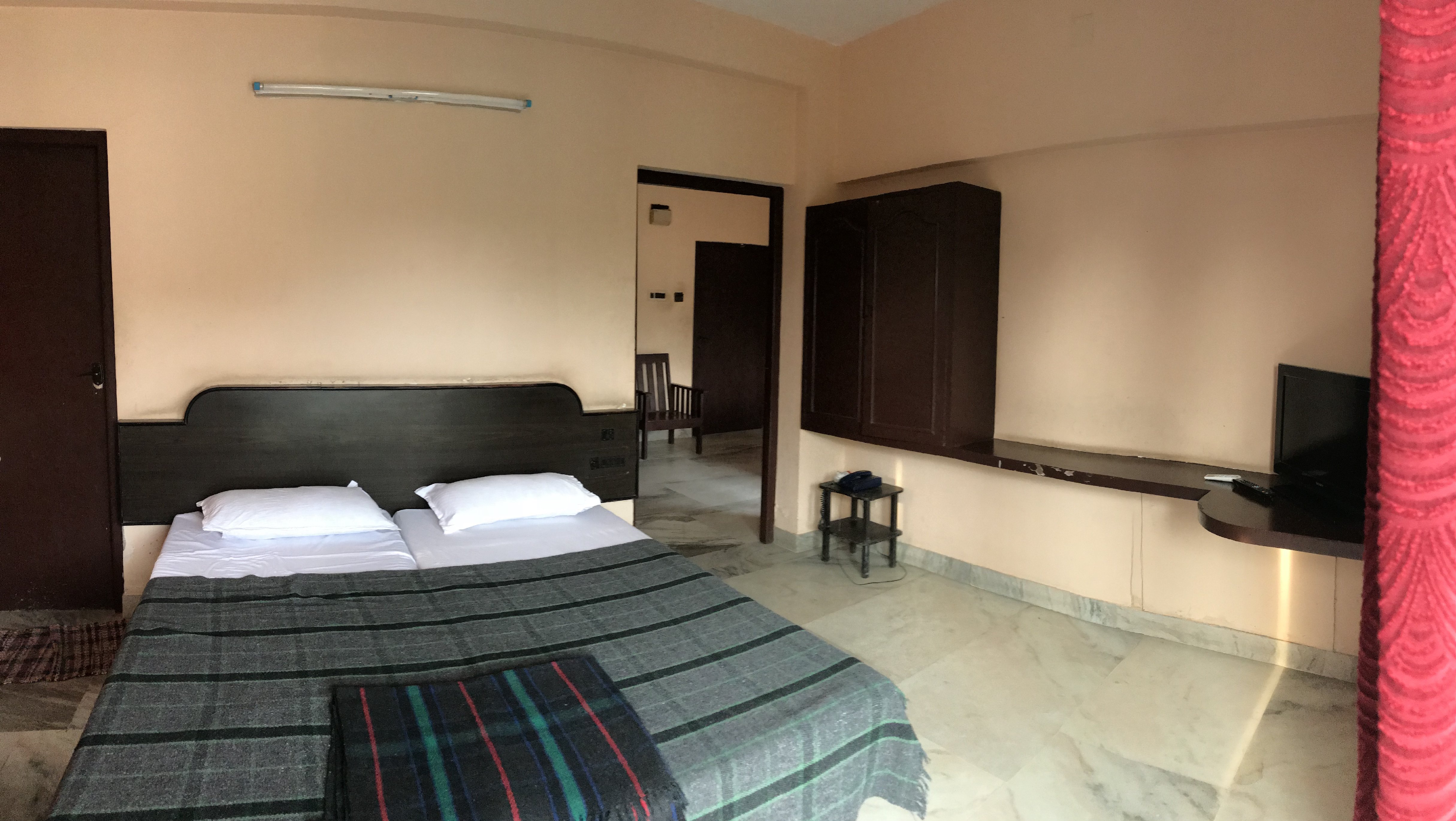 Anamalais hotels - Tap to explore photos