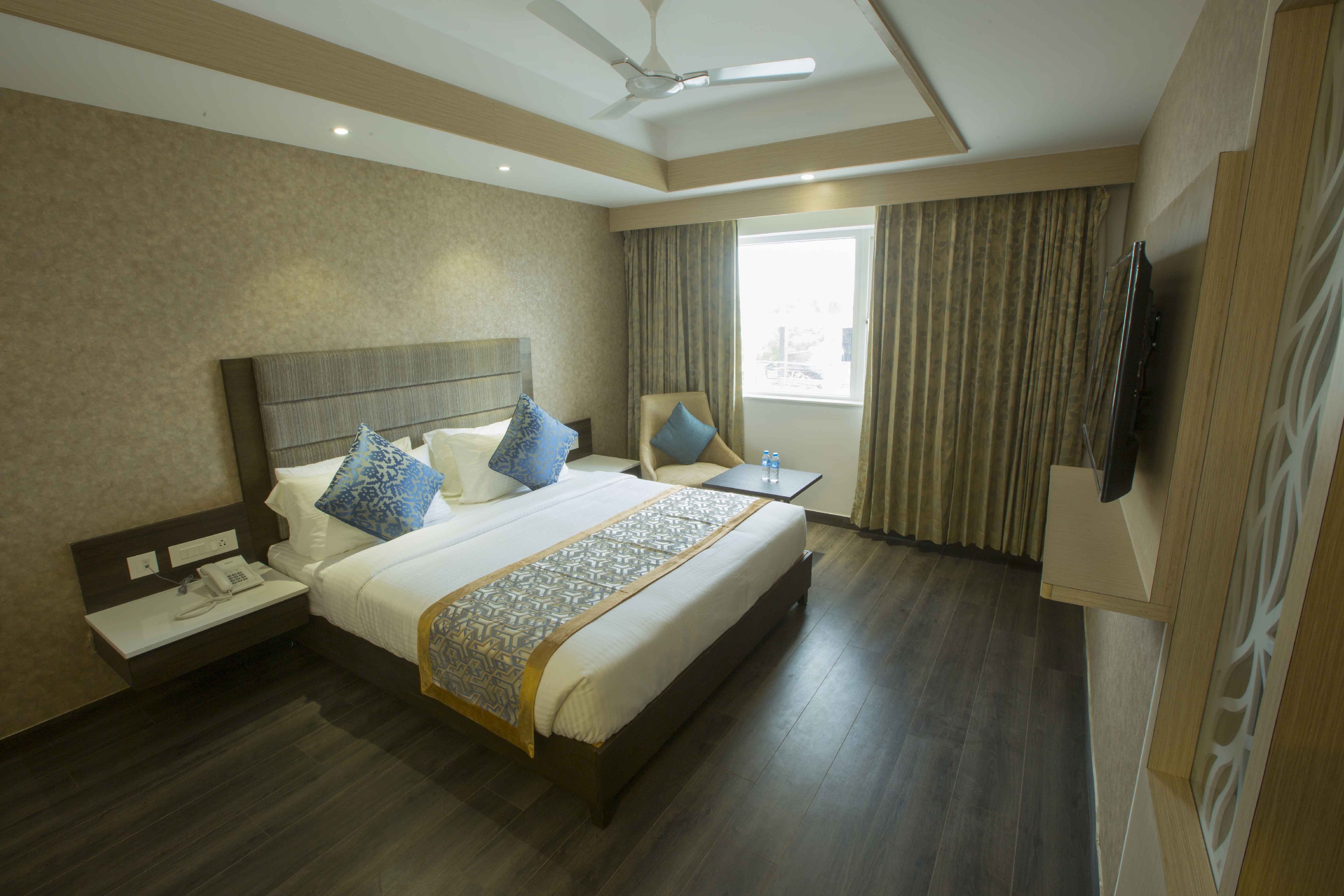 Hotel Saradhagrande Room Type - Premium Room