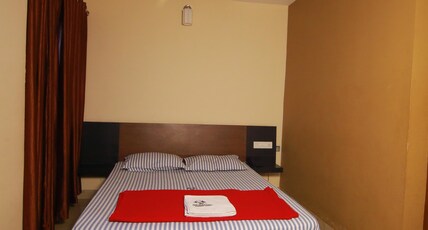 NAMASKAR HOTEL Room Type - Double Room Non Ac