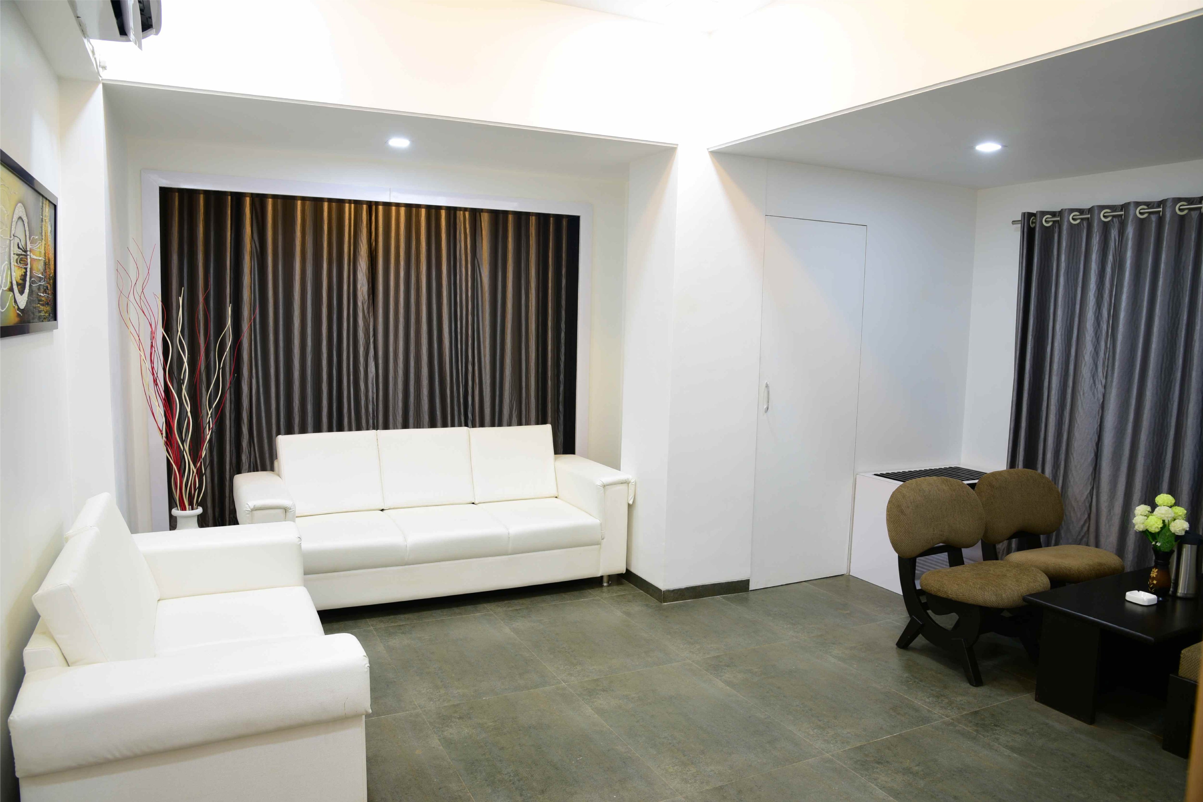 Hotel Mathura Executive - Tap to explore photos