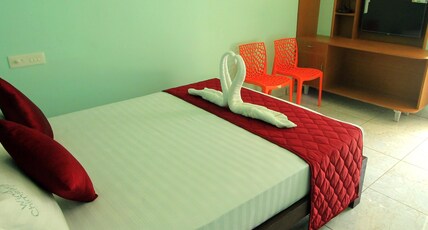 Wind Chimes Hotel  Room Type - Deluxe Non AC