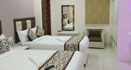 HOTEL HASINI INN Room Type - Twin
