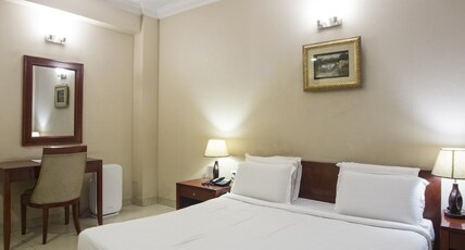 Hotel Blue Stone Room Type - Deluxe Room With Free WiFI