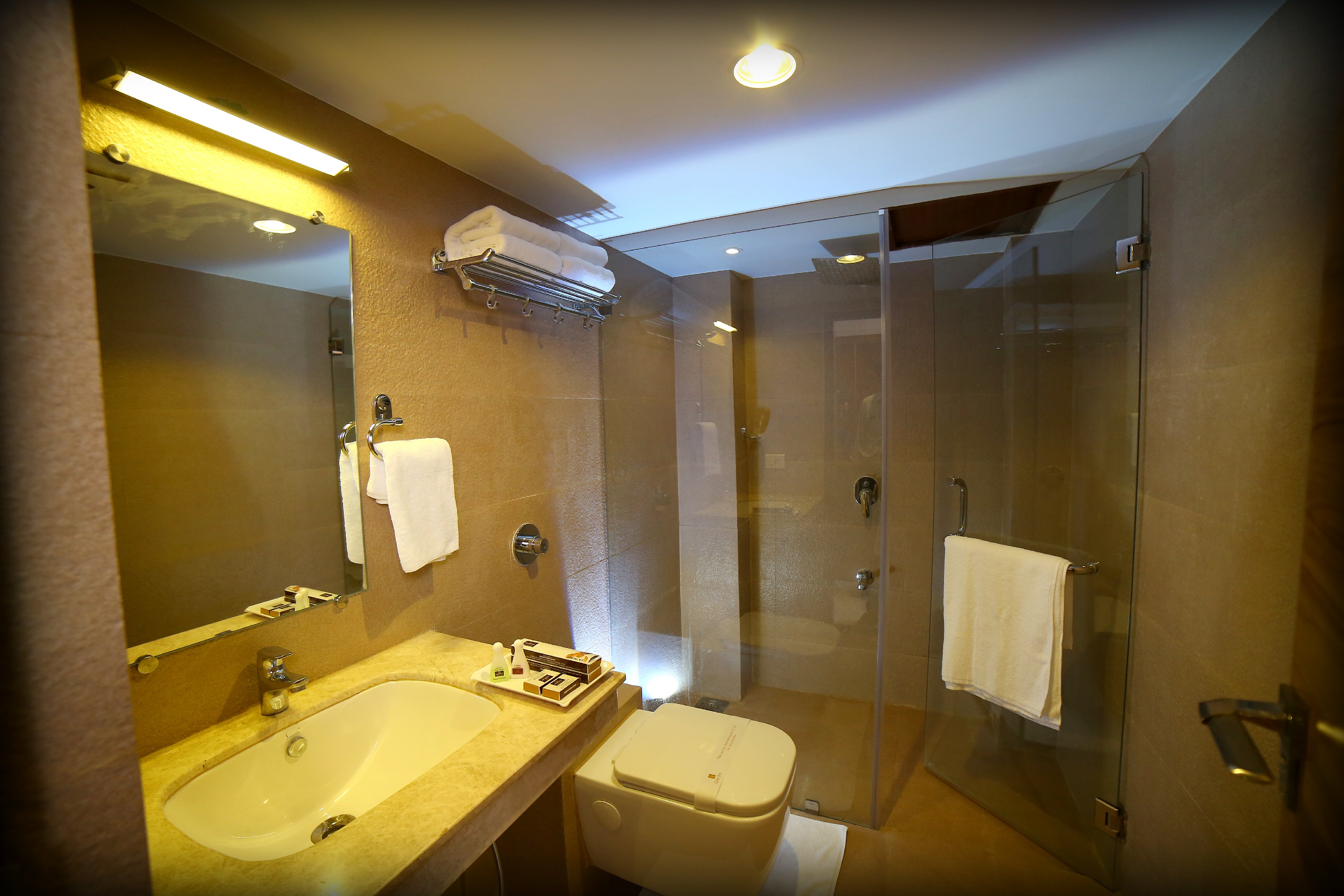 Grand Plaza Suites @ Calicut Beach - Tap to explore photos
