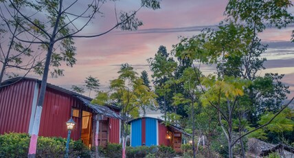 LaHermitage Resort Room Type - Wooden Cottage With Bathtub Hill and Valley View