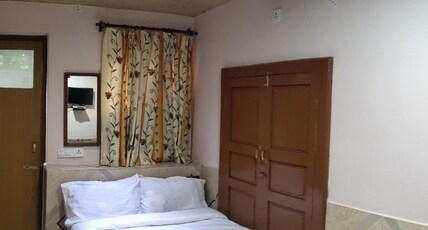 Himalaya Tourist Bhuntar Room Type - Single Bed Room WITHOUT BALCONY Himalaya Tourist Bhuntar Room Type - Single Bed Room WITHOUT BALCONY