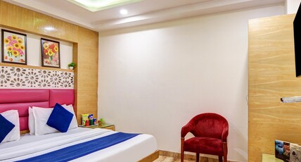 Hotel Mohit 2 Mins Walk From New Delhi Railway Station Room Type - Deluxe Room With Complimentary Free WiFi Hotel Mohit 2 Mins Walk From New Delhi Railway Station Room Type - Deluxe Room With Complimentary Free WiFi