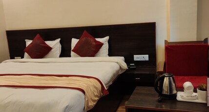 The Narayani Continental Room Type - Deluxe Room