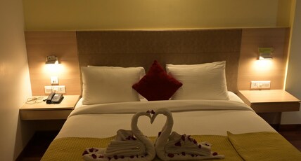 Hotel River Retreat - Near Dharamshala Airport Room Type - Deluxe room Orchid and Countryside view
