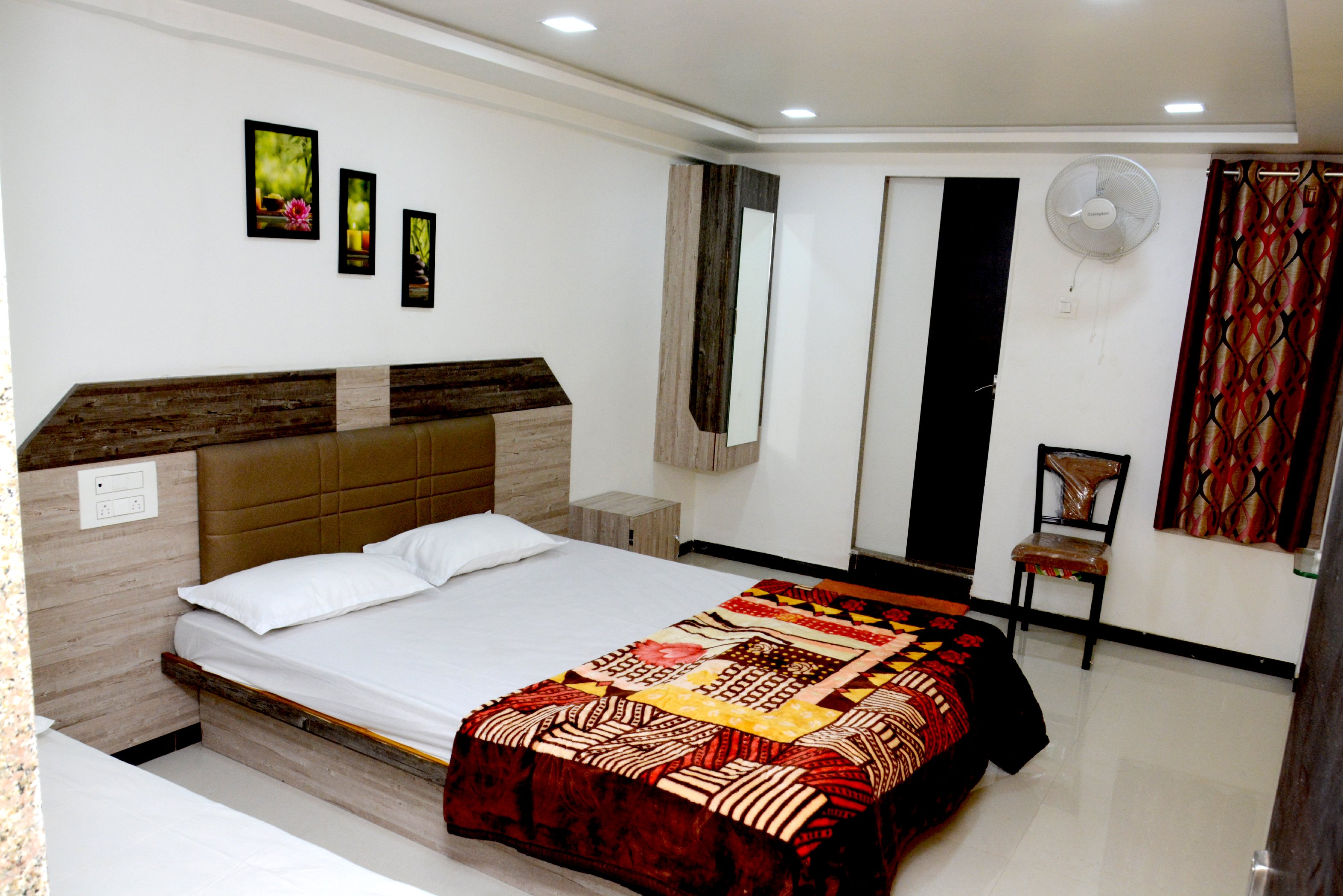 Saiprasad Lodge Room Type - Deluxe AC Room