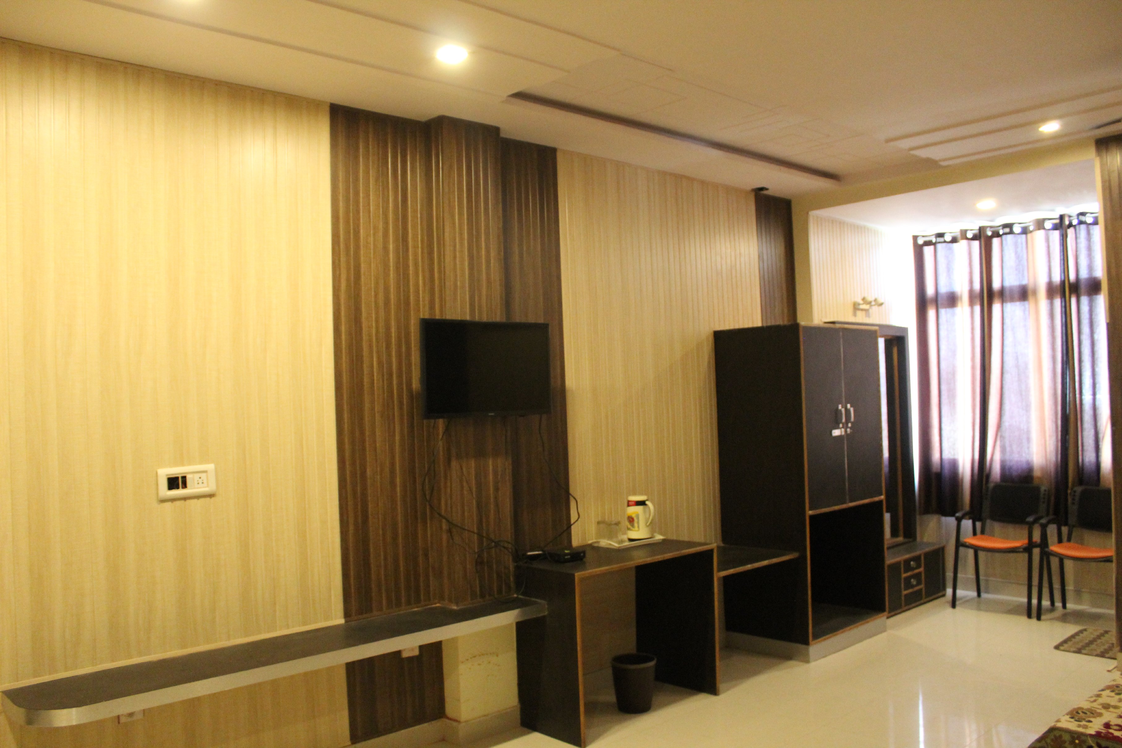 Hotel Gokul Inn Room Type - Family Room