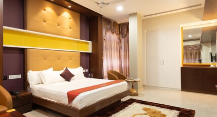 VLR RESIDENCY Room Type - Suite Executive Room