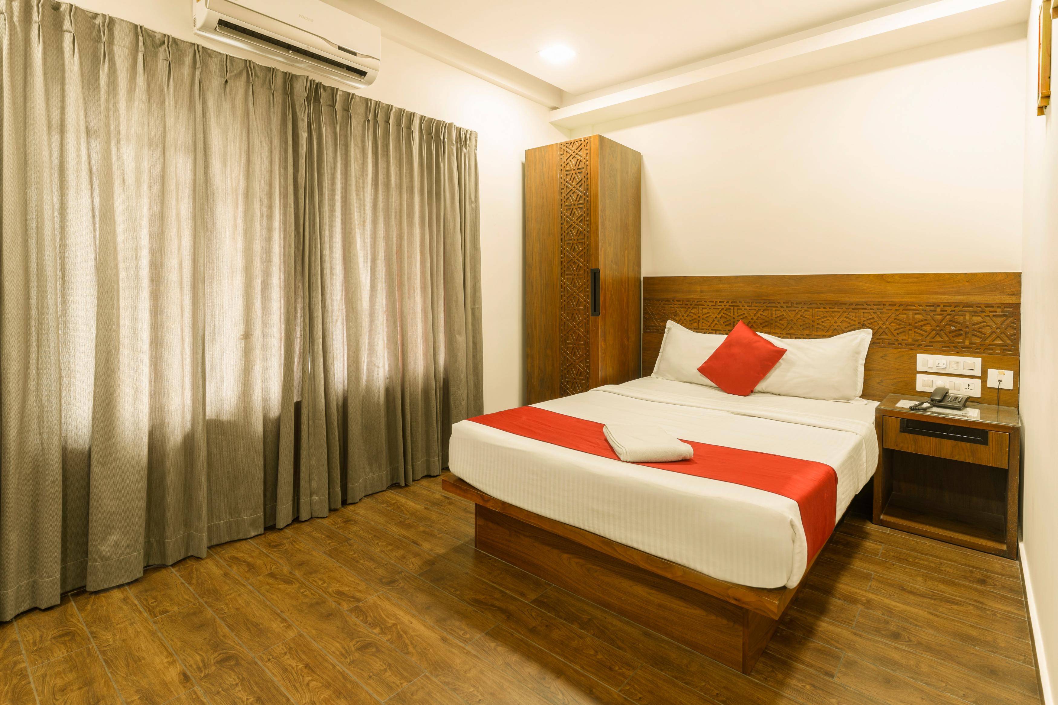 HOTEL KINGS CALICUT - Tap to explore photos