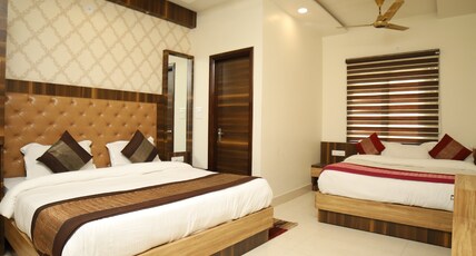 Om Sai B&B Room Type - DELUXE FOUR BED