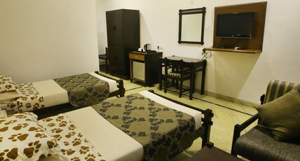 MPT White Tiger Forest Lodge, Bandhavgarh (Nar National Park) Room Type - AC Room (Twin Bed)