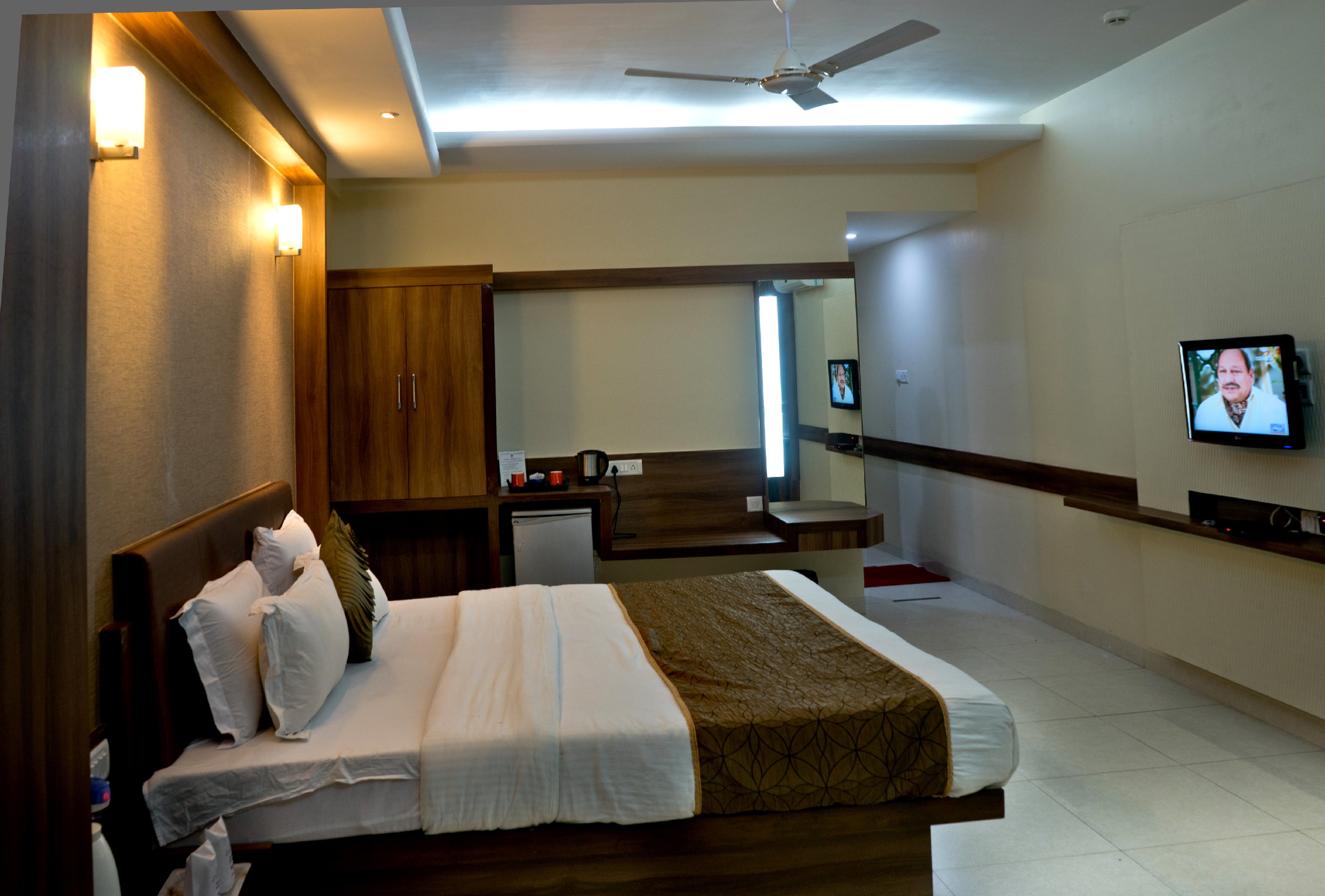 MPT Kalchuri Residency, Jabalpur (4 Min walk to Jabalpur railway Station) - Tap to explore photos