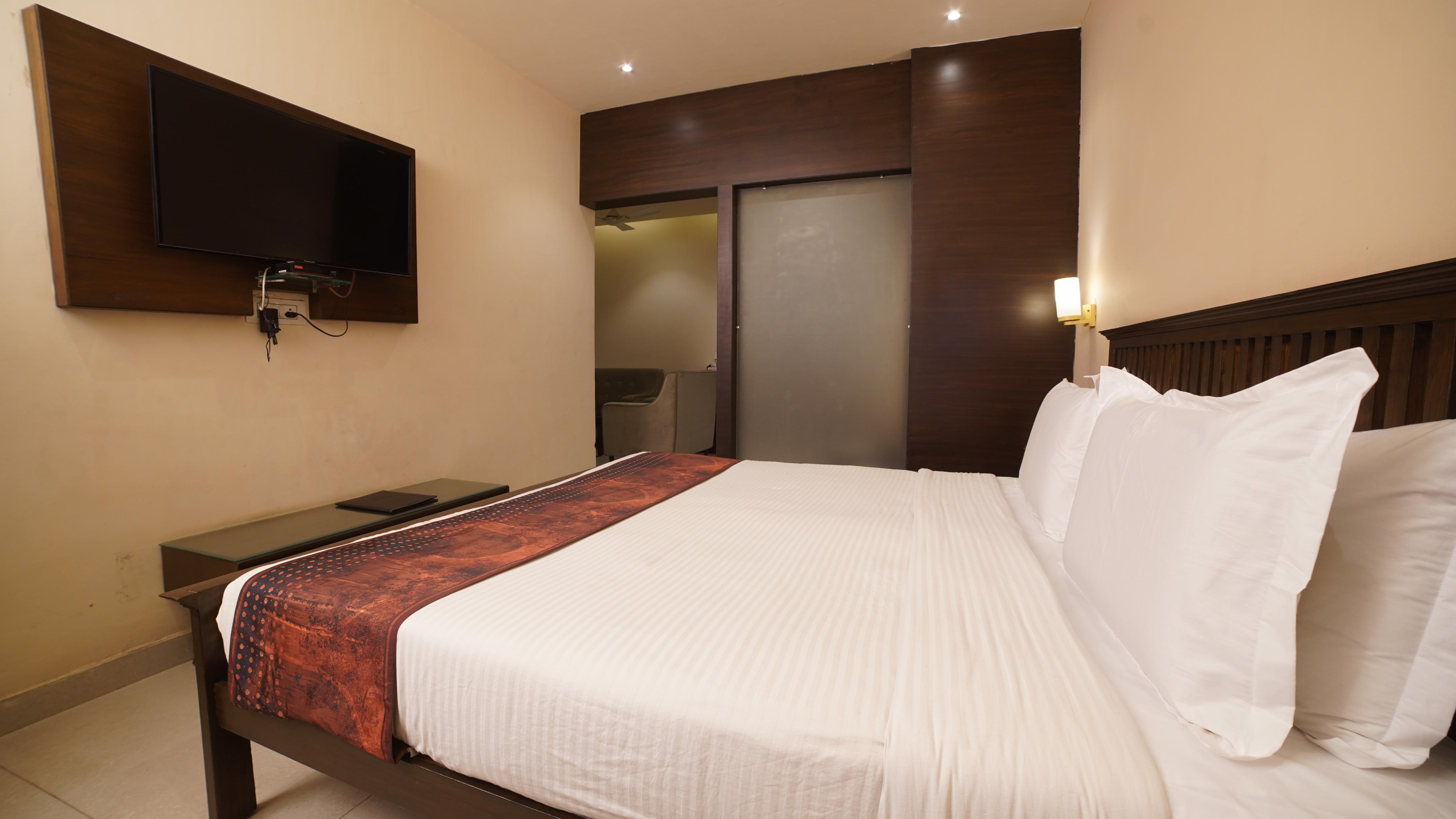 MPT Tansen Residency, Gwalior (500 mts from Bus Stand) - Tap to explore photos