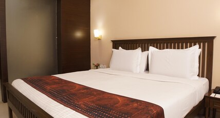 MPT Tansen Residency, Gwalior (500 mts from Bus Stand) Room Type - AC Deluxe Suite