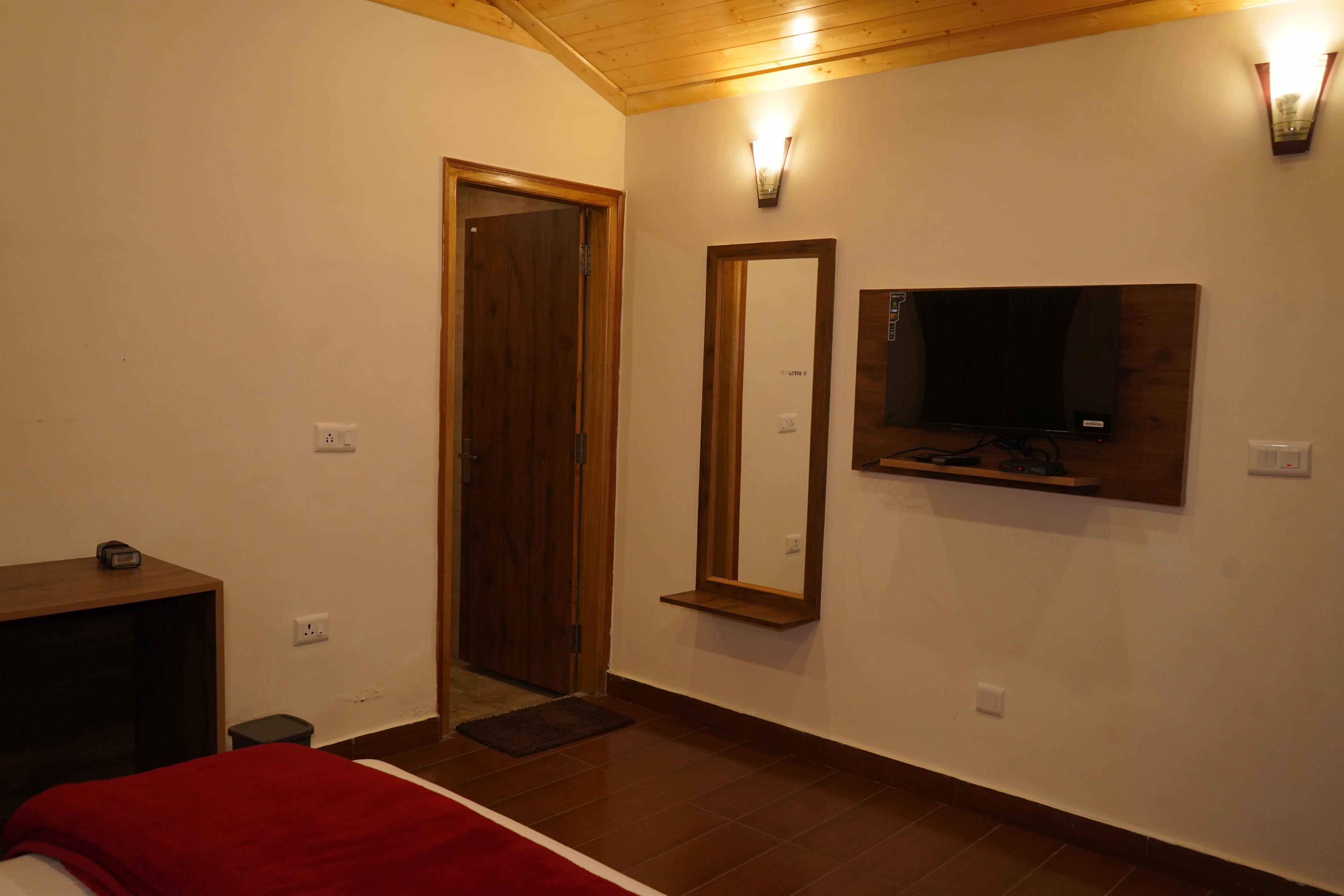 Hotel Chail Retreat-A Boutique Resort - Tap to explore photos